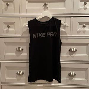 Nike Dri-Fit Cut Off
